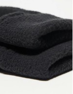 Fleeski Etip touchscreen compatible fleece gloves in black